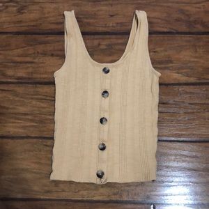 Button-downed tank top